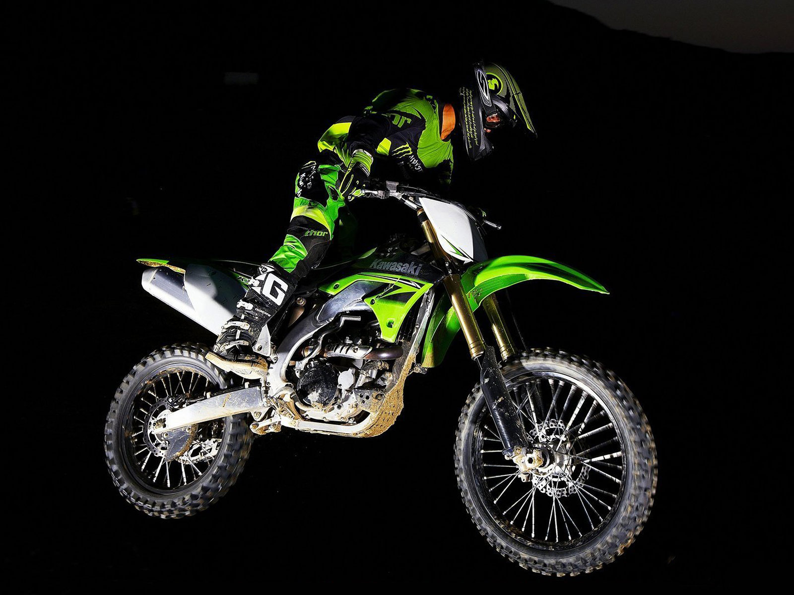 Kawasaki_KX450F-Monster-Energy_2010_7