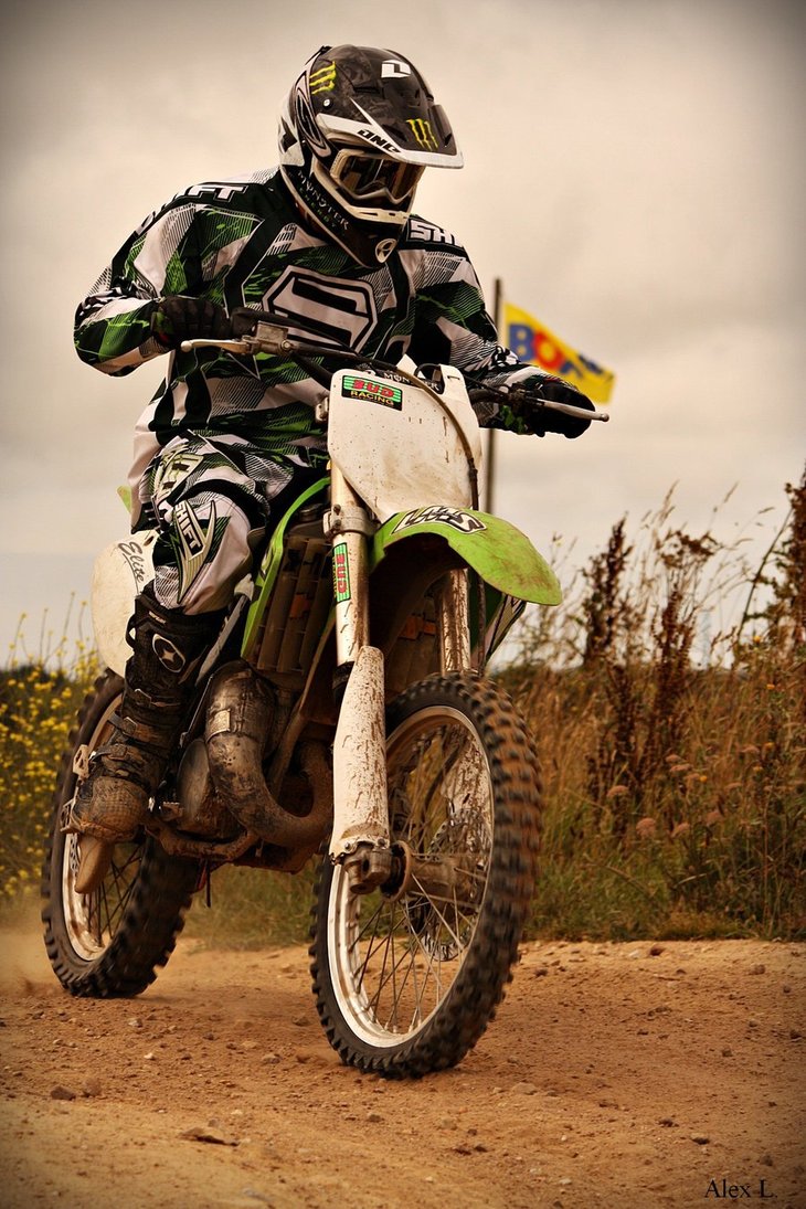 Moto_Cross_II_by_Mrs_heilig